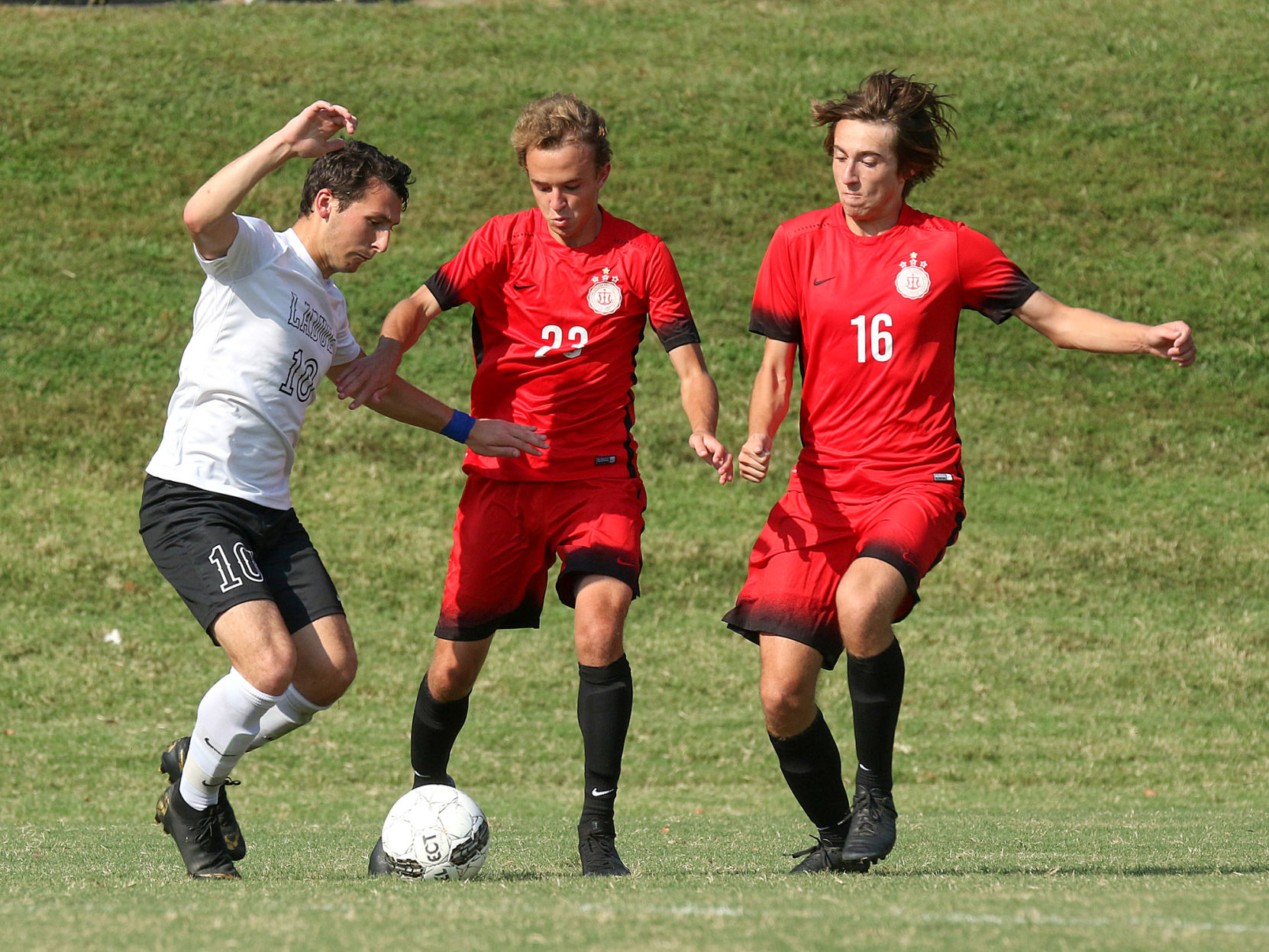 Chaminade vs. Ladue soccer